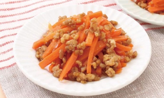 豚ミンチの人参しりしり