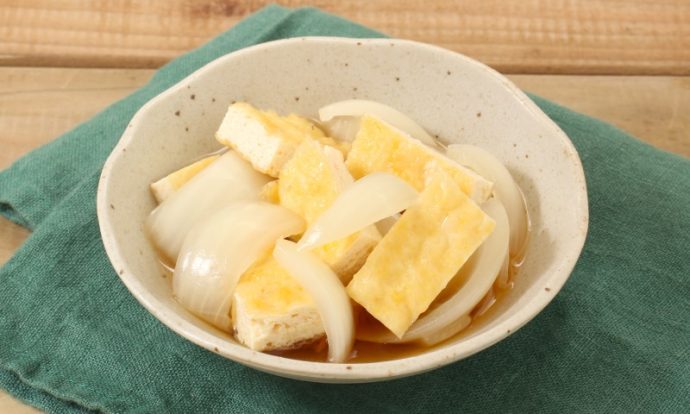 油揚げと玉ねぎのサッと煮