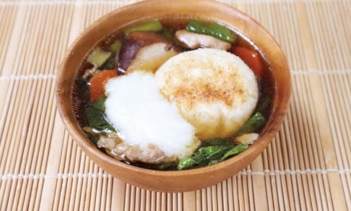 玄米もちの具だくさんとろろ汁