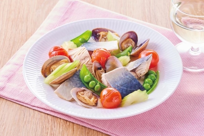 甘塩サバとあさりの簡単アクアパッツァ