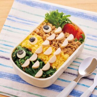 3色そぼろ丼のお弁当