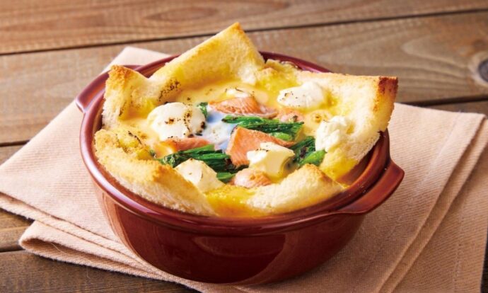 食パン de スモークサーモンキッシュ