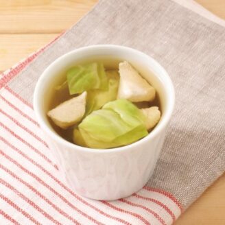 鶏肉とキャベツのスープ