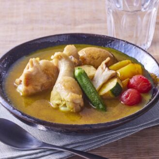 チキンと野菜のスープカレー