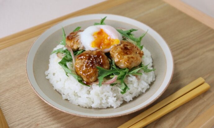 切干大根の鶏つくね丼