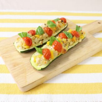 鶏ミンチのズッキーニボート