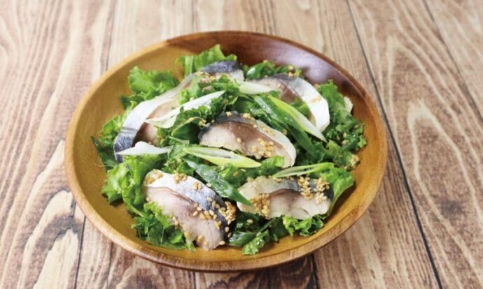 しめさばのサラダ仕立て