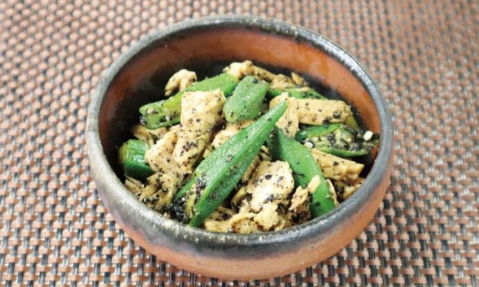 鶏むね肉とオクラのさっぱりごま和え