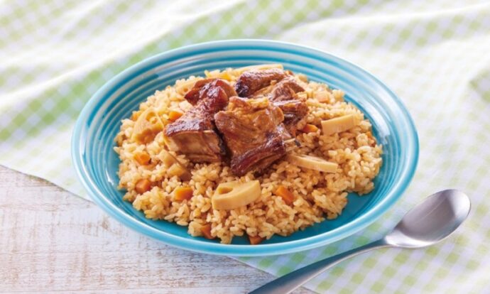 スペアリブと根菜の炊き込みごはん