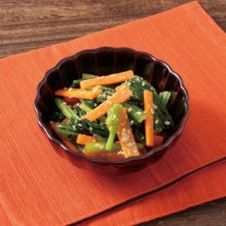 小松菜と人参の胡麻和え