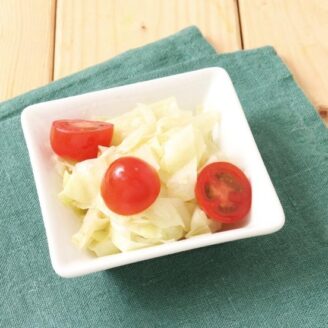 キャベツとミニトマトのコールスロー